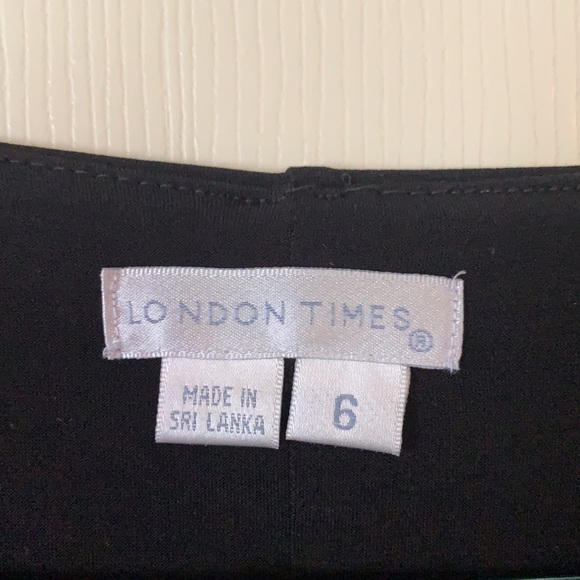 Black cocktail dress. - Picture 3 of 4